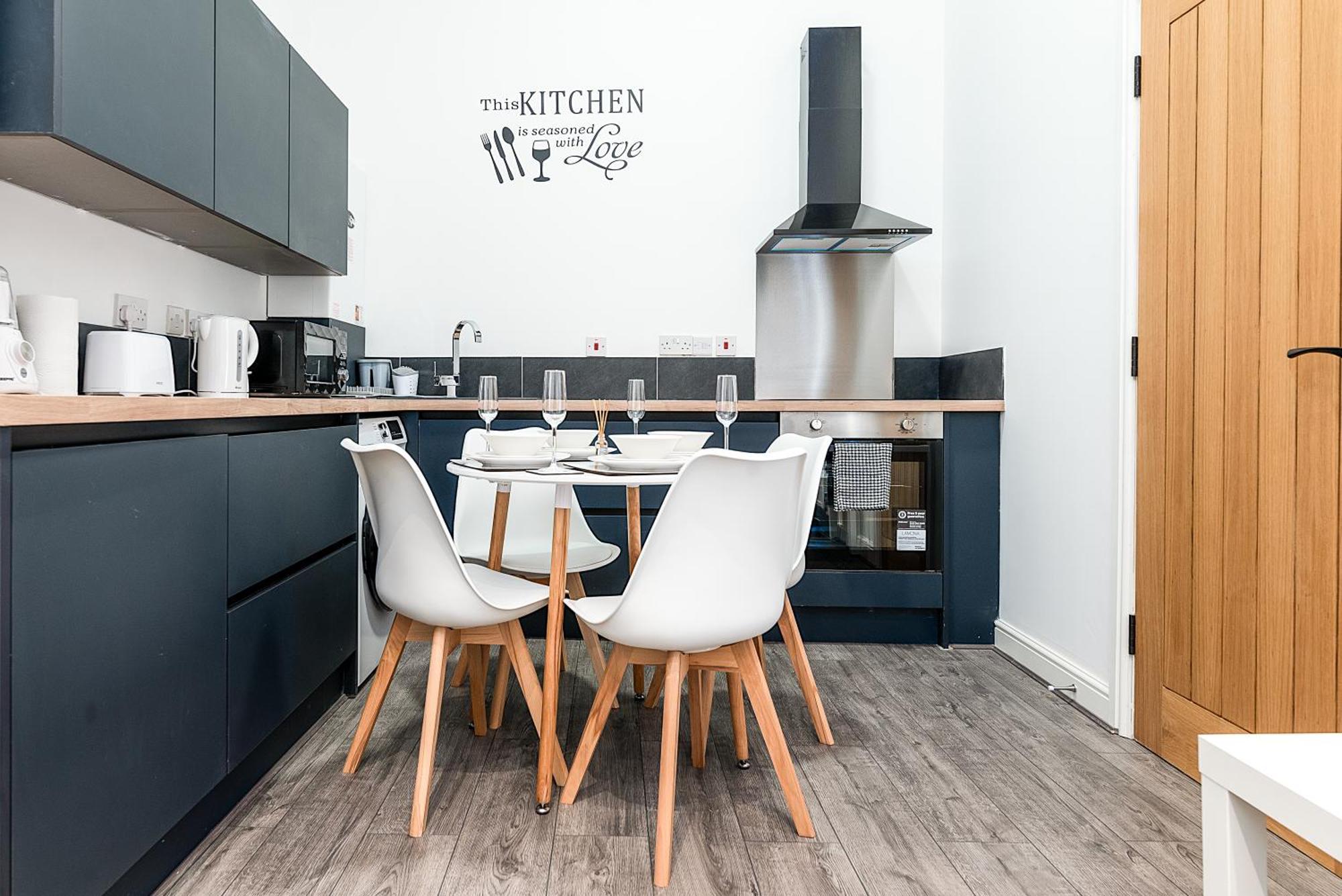 Deluxe 2 Bedroom Apartment In City Centre นอตติงแฮม ภายนอก รูปภาพ