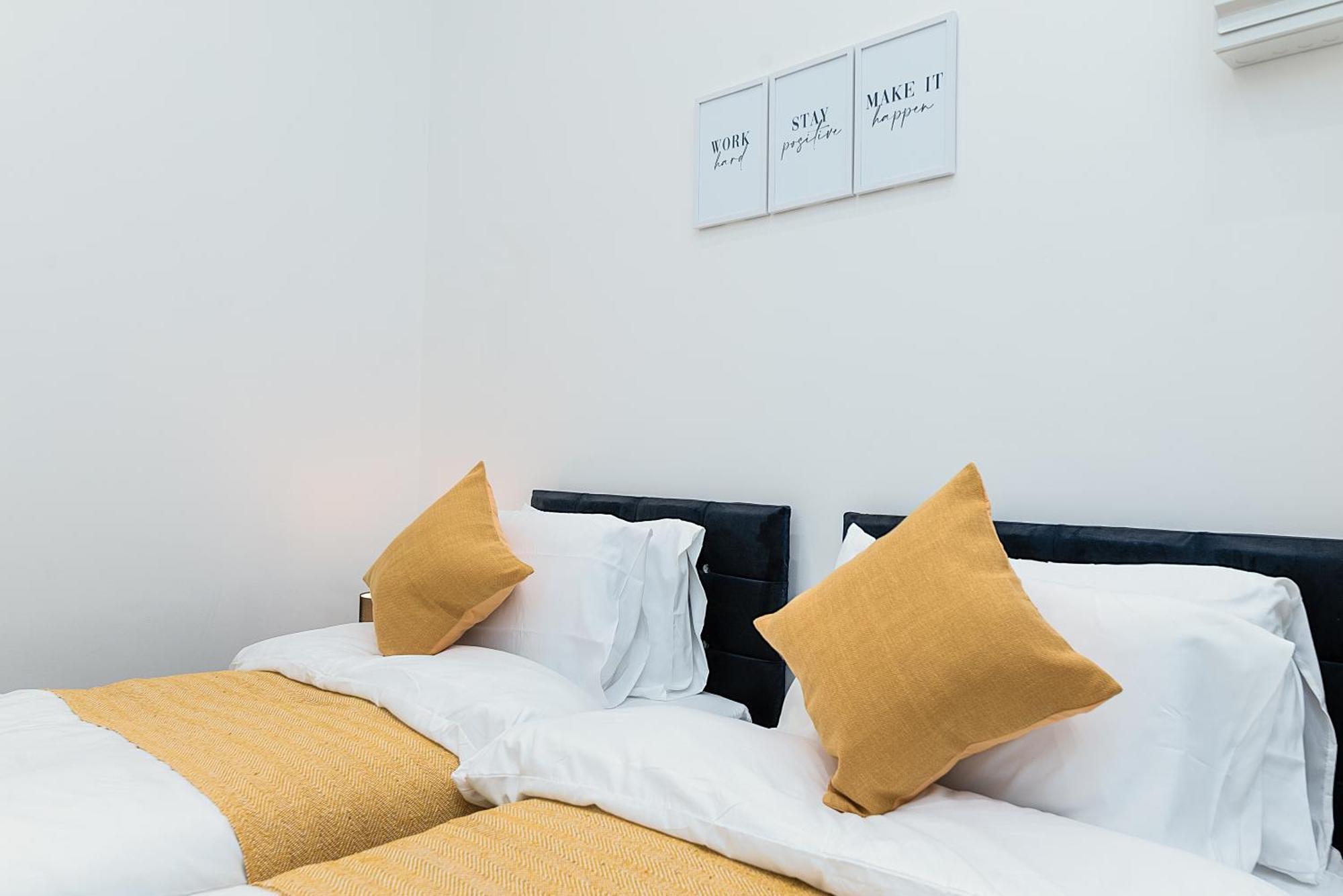 Deluxe 2 Bedroom Apartment In City Centre นอตติงแฮม ภายนอก รูปภาพ